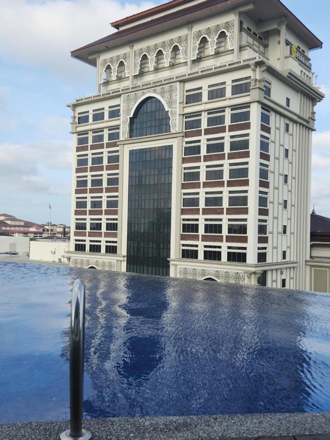 Nusa Luxurious Suite Кота Бару Екстериор снимка